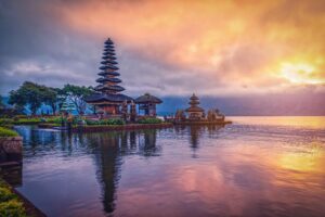 Floating Breakfast In Bali