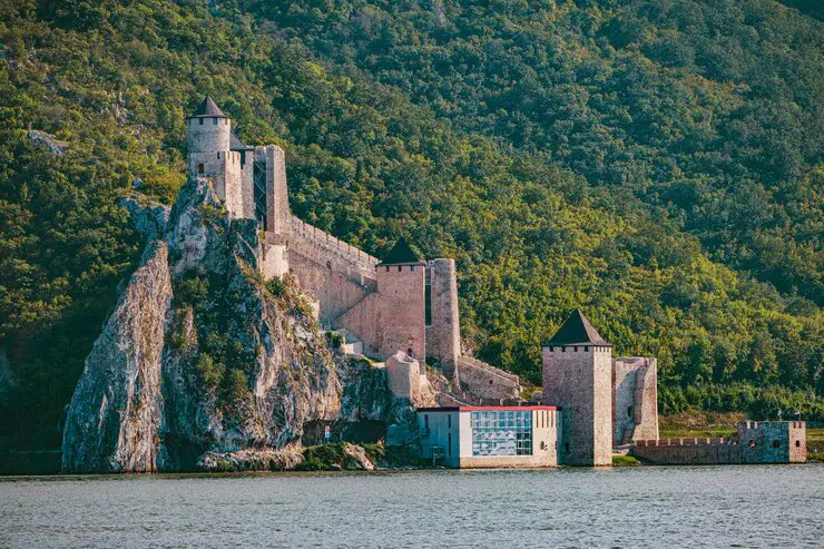 5 Hidden Gem Travel Destinations